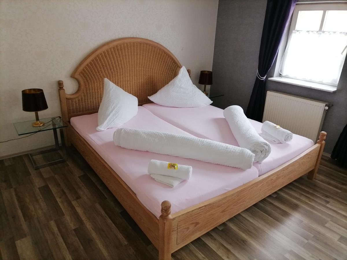 Gaestehaus Zum Salztrippler Rumbach エクステリア 写真