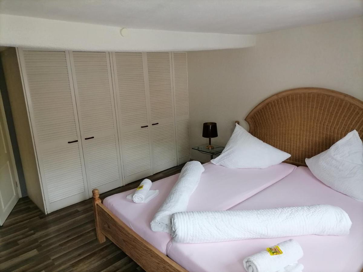 Gaestehaus Zum Salztrippler Rumbach エクステリア 写真